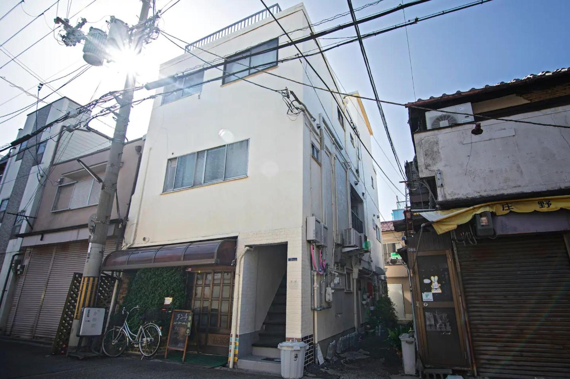 ＠home天下茶屋2f〜駅まで徒歩5分・最大6人・グループ旅行最適＊浴室＋トイレ＋洗面所＊2